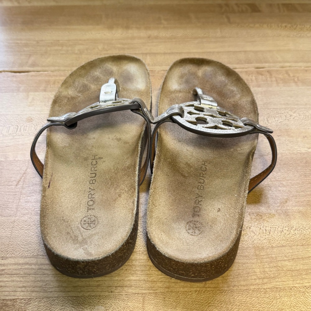 Tory Burch Miller Cloud Metallic Silver Logo Thong Sandals Slides 6.5 - Picture 3 of 5